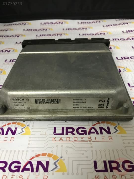 0281001776 09496667A VOLVO V70 S80 MOTOR BEYNİ BOSCH ECU