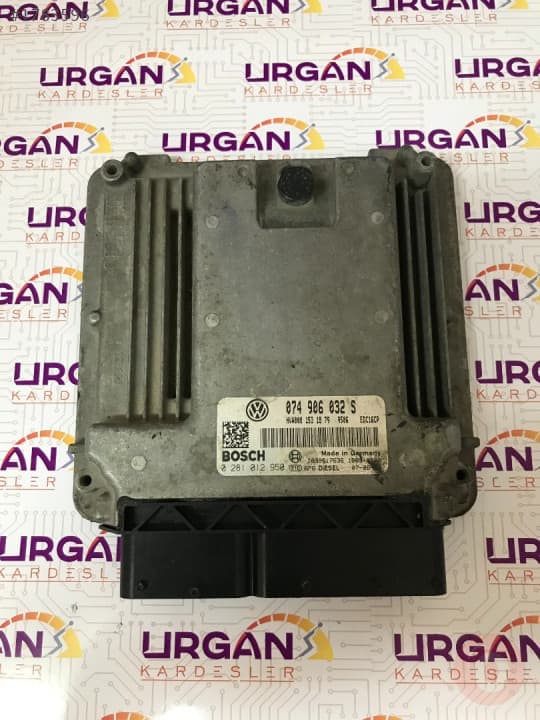 0261S05739 1P0907115AE MED17.5 SEAT LEON MOTOR BEYNİ BOSCH