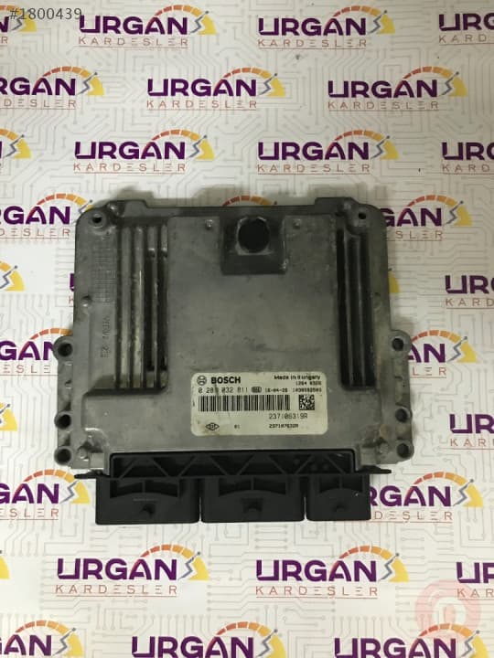 0281032811 237106319R RENAULT CLIO MOTOR BEYNİ  BOSCH ECU