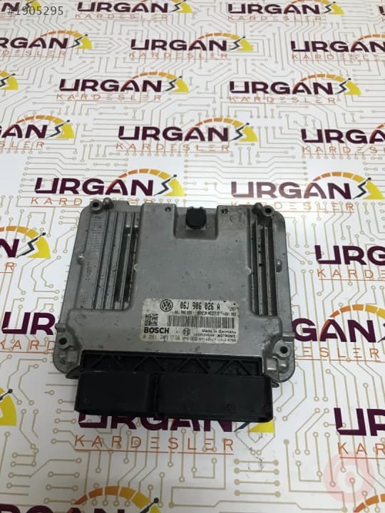 06J906026A 0261201776 VW PASSAT MOTOR BEYNİ