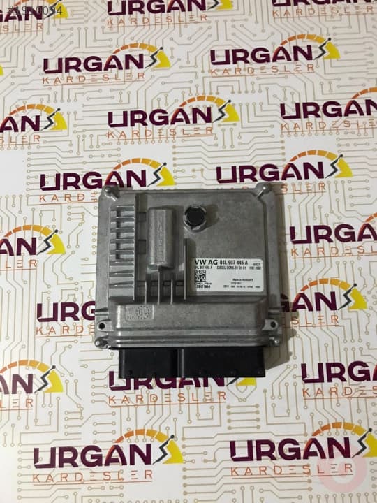 04L907445A 28471864 SKODA OCTAVIA MOTOR BEYNİ