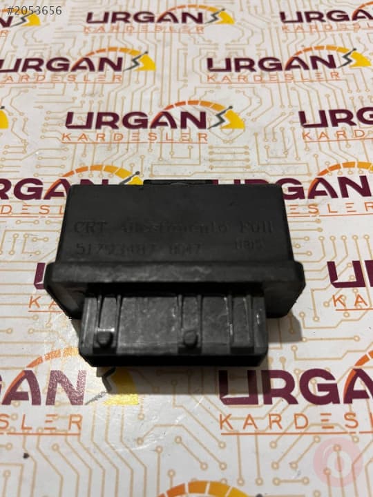 51793487 FİAT LİNEA & PUNTO SİLECEK ROLESİ