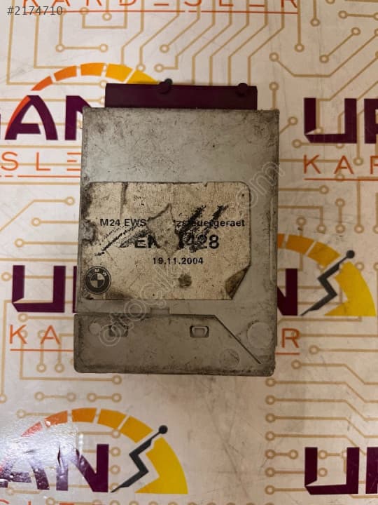 61.35-8 380 365 BMW E36 EWS II İMMOBİLİZER BEYNİ