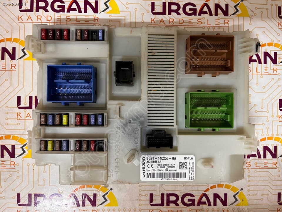BG9T-14C256-HA 31314866 AA VOLVO S60 V60 V70  SİGORTA KUTUSU