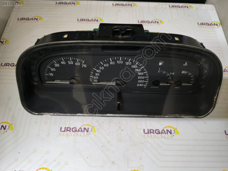 RENAULT LAGUNA KM SAATİ